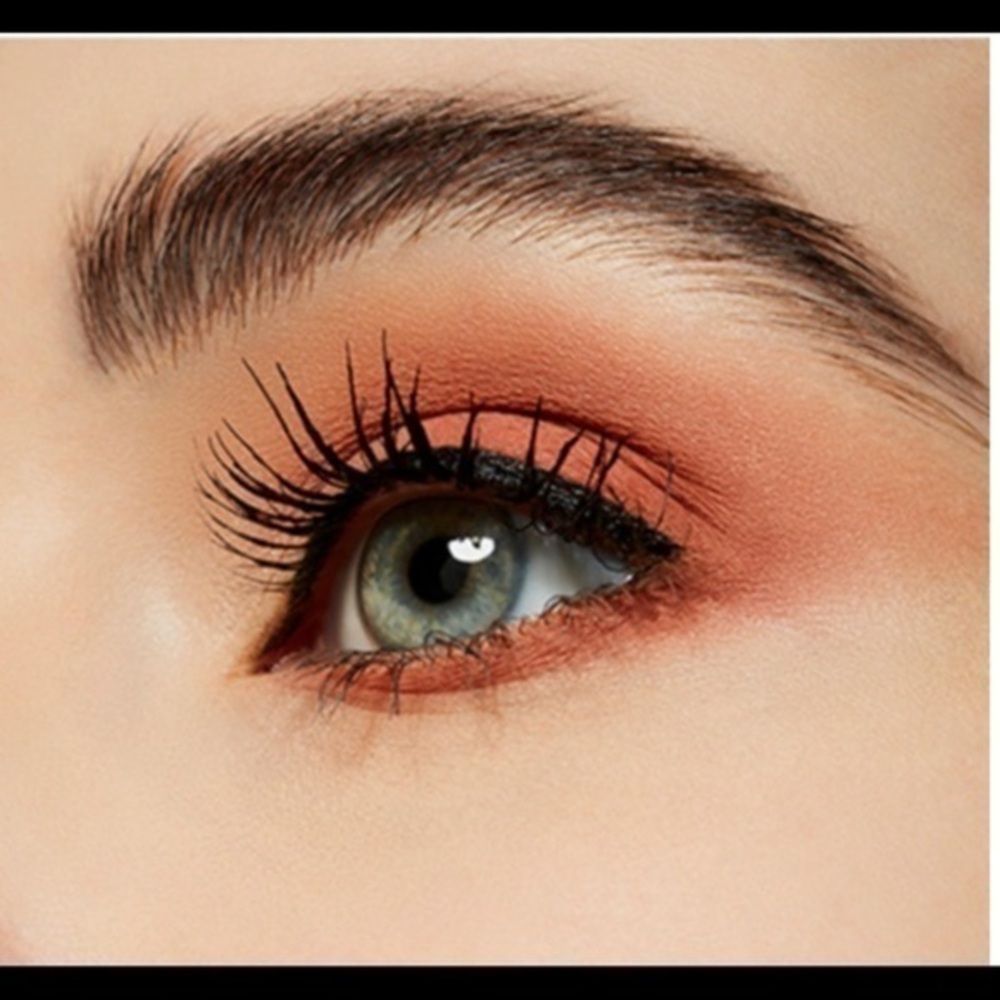 MAC Powder Kiss Eye Shadow-My Tweedy